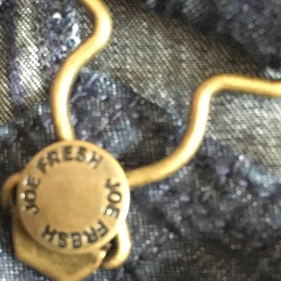 Joe Fresh Little Girl Overall Jumper Dress with adjustable Straps size 4. - Picture 4 of 5